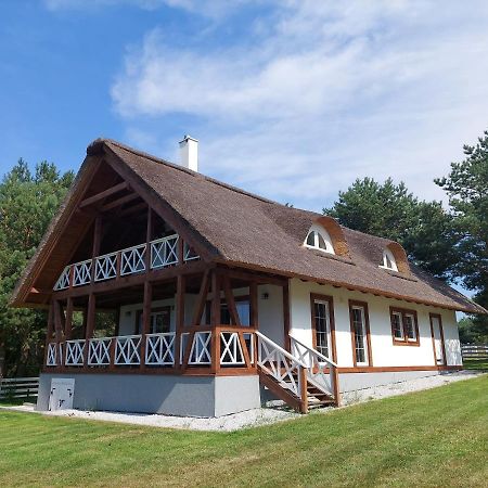 Greyowka Dom Kryty Strzecha W Gardna Park Villa Czysta Dış mekan fotoğraf