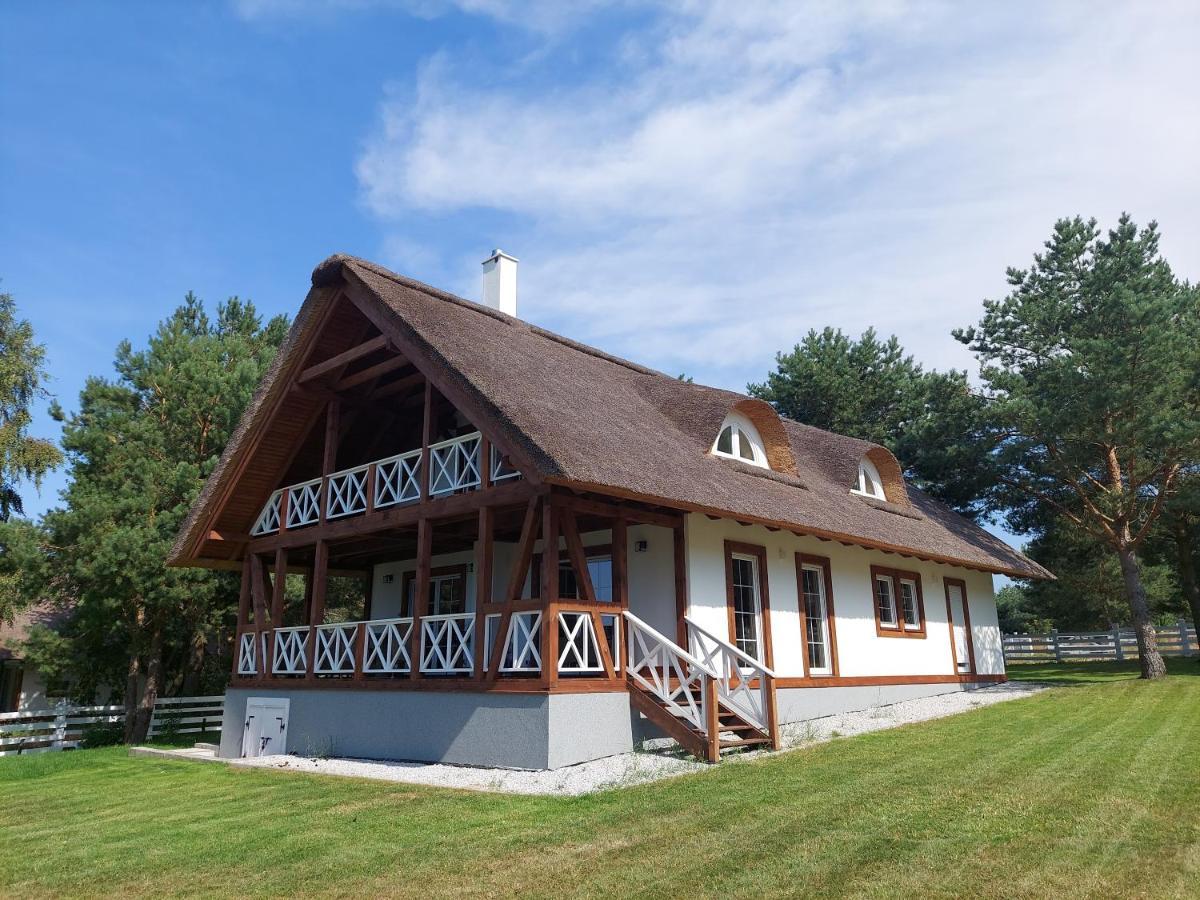 Greyowka Dom Kryty Strzecha W Gardna Park Villa Czysta Dış mekan fotoğraf
